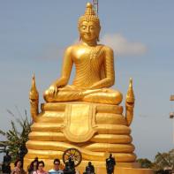 Thailand 2009 Ausflug zum weissen Buddha auf der Insel Phuket 006.jpg